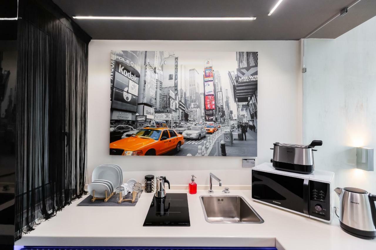 רומא Emerald Luxury Suite Apartment מראה חיצוני תמונה