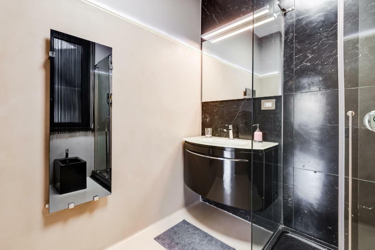 רומא Emerald Luxury Suite Apartment מראה חיצוני תמונה