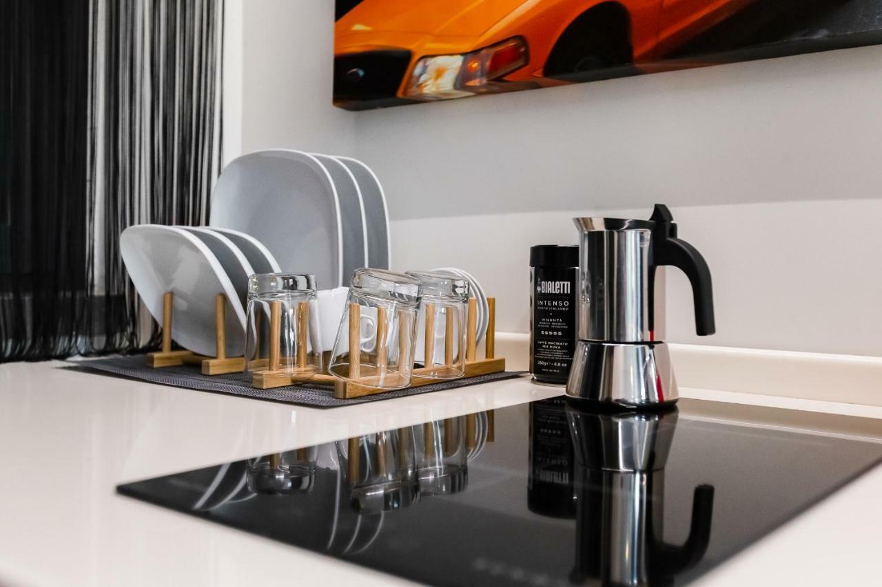 רומא Emerald Luxury Suite Apartment מראה חיצוני תמונה