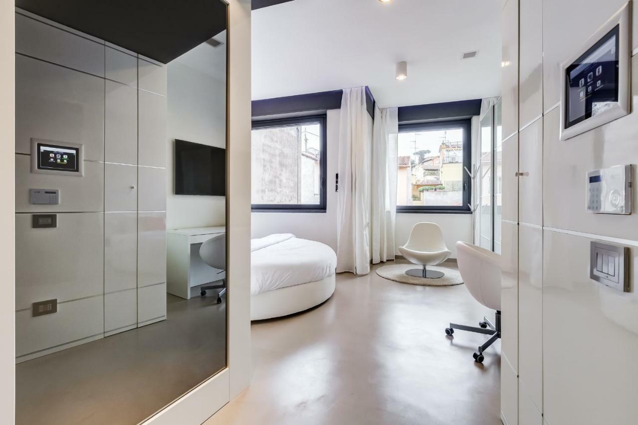 רומא Emerald Luxury Suite Apartment מראה חיצוני תמונה