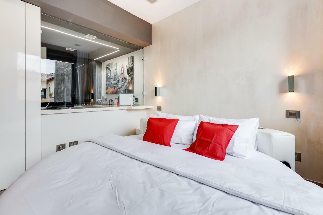 רומא Emerald Luxury Suite Apartment מראה חיצוני תמונה